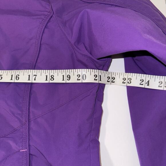 L.L. Bean Women's Purple Hooded Windbreaker Rain Jacket Full Zip Size Small - Picture 6 of 9
